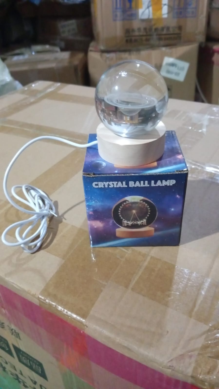 Astronaut 3D Crystal Ball lamps With Wood Base (1 Pc)