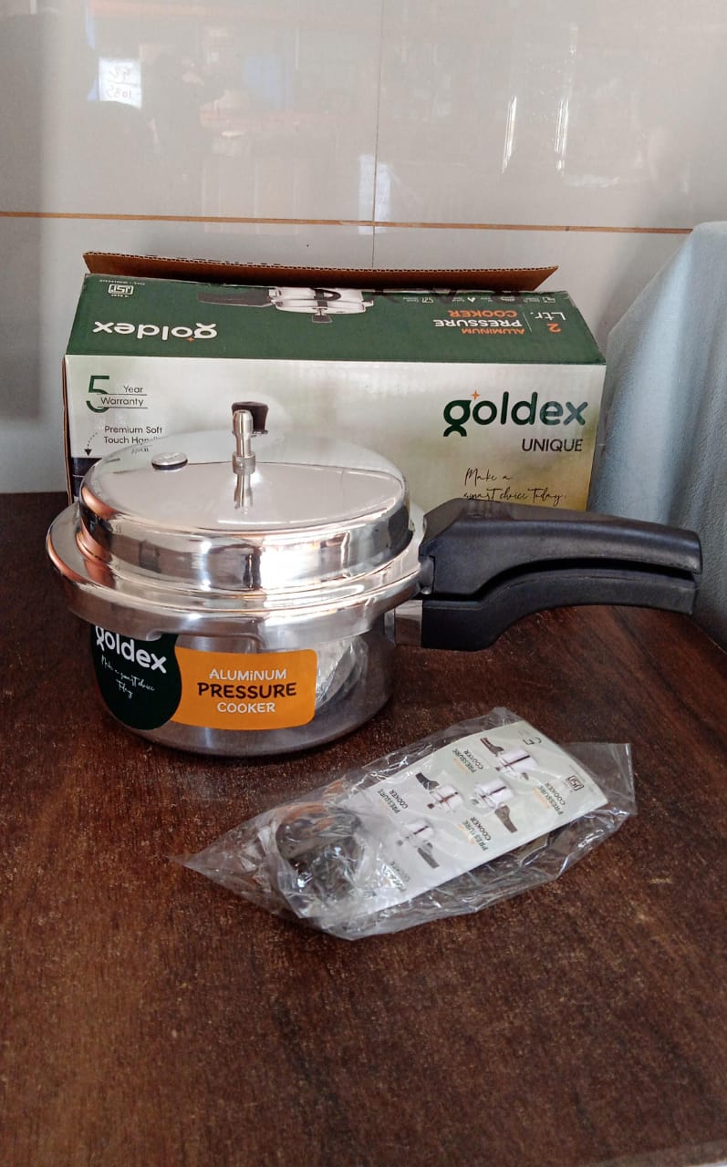 Aluminium Unique Goldex Pressure Cookers With Outer Lid (2 Litres / 5-Year warranty, ISI Number :- 2347, BIS Number :- CM/L -7600164310