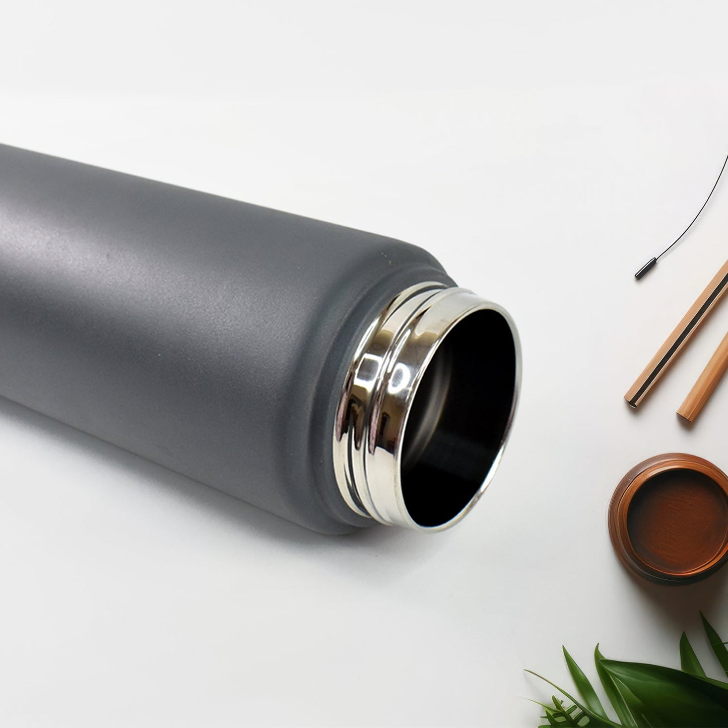 Stainless Steel Double Walled Vacuum Insulated Water Bottle (Mix Design 1 Pc)