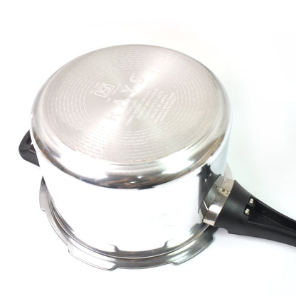 Aluminium Rays Aura Pressure Cookers With Outer Lid (5.5 Litres / 5-Year warranty,  ISI Number :- 2347, BIS Number :- CM/L -7600164310