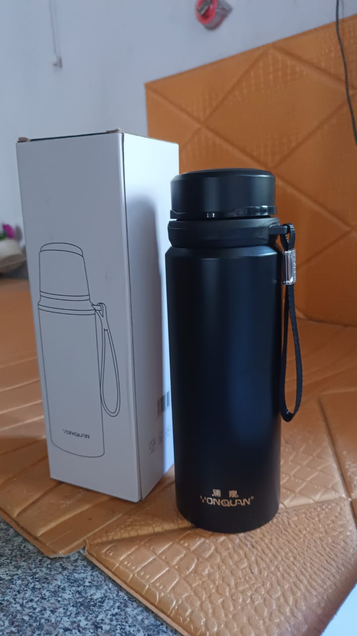 SUS 304 Stainless Steel Vacuum Insulated Bottle – 800ml | Hot & Cold Flask | Leak-Proof | Matte Black